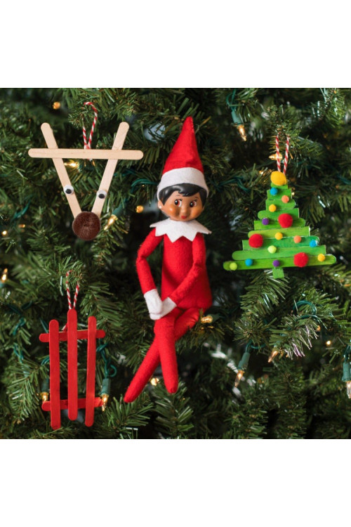 ELF ON THE SHELF chica