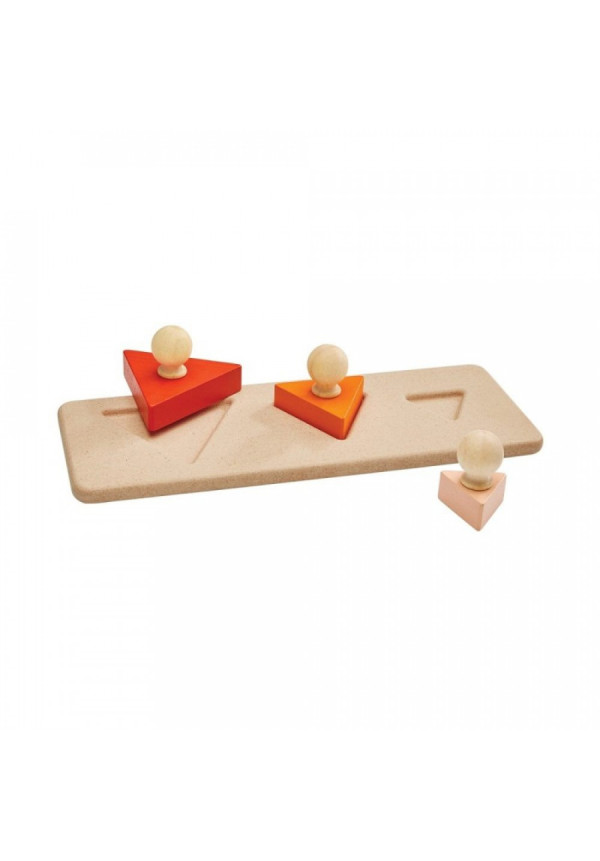 Encaja los triángulos PLANTOYS